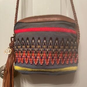 Tory Burch embroidered purse  8x6.5x3 strap 21” camera bag